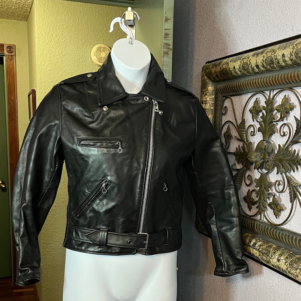 VTG The Leather Shop Black Motorcycle/Bomber Jacket - moto style Sz 12